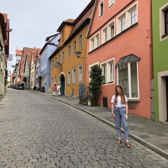 Meet your Posher, Peyton - Picture 6 of 6